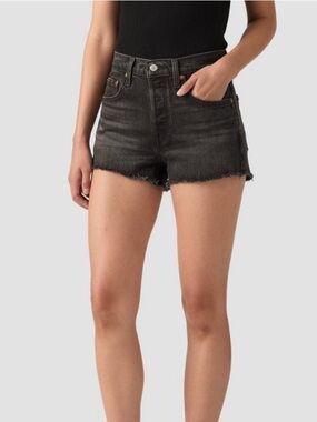 Levi's Black Jean Shorts Frayed Hem High-Waisted. NWT